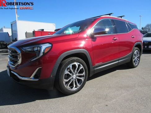 Used 2020 GMC Terrain SLT w/ Preferred Package image 1