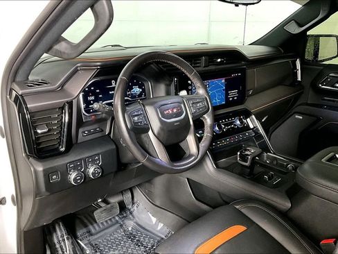 Used 2022 GMC Sierra 1500 AT4 w/ AT4 Premium Package image 13