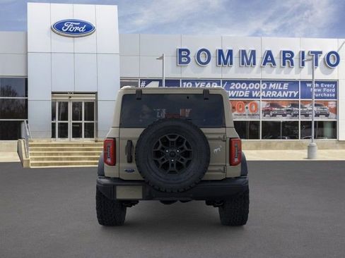 New 2026 Ford Bronco Badlands AWD/4WD image 4