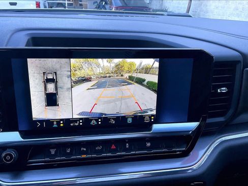 Used 2025 Chevrolet Silverado 3500 High Country w/ Technology Package image 25