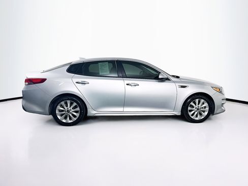 Used 2016 Kia Optima EX image 10