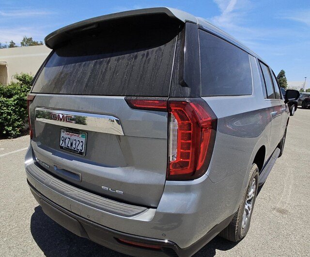 Used 2024 GMC Yukon XL SLE AWD/4WD image 5