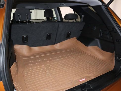 Used 2019 Chevrolet Equinox LT image 18