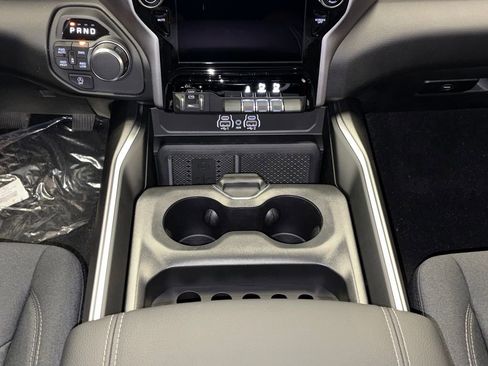 New 2026 RAM 1500 4x4 Crew Cab image 22