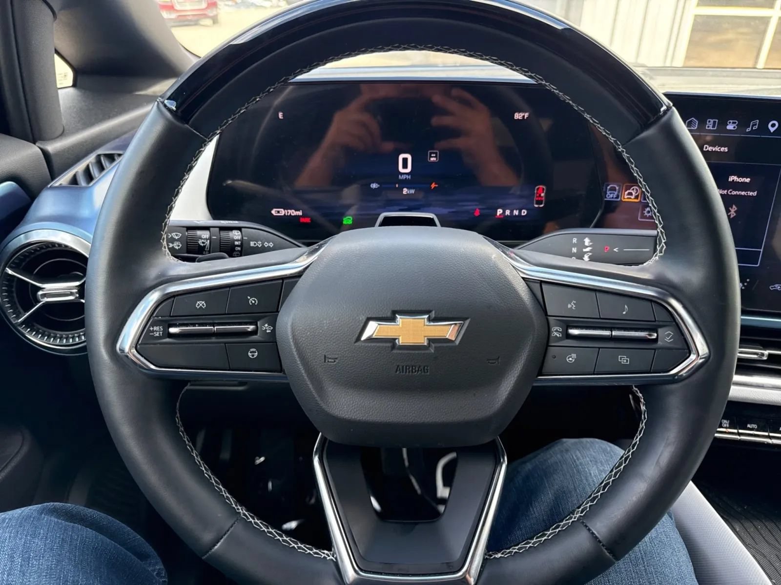Used 2024 Chevrolet Equinox EV LT w/ Active Safety Package 3 FWD image 18