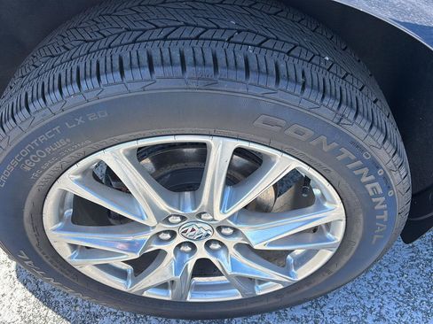 Used 2023 Buick Enclave Essence w/ Experience Buick Package image 10