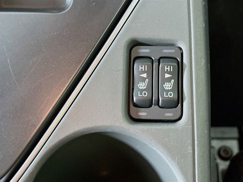 Used 2024 Subaru Crosstrek 2.0i Premium image 24