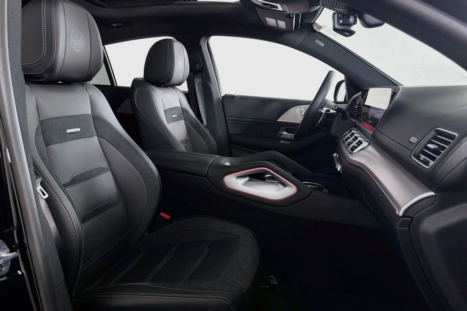 New 2026 Mercedes-Benz GLE 53 AMG 4MATIC Coupe image 6
