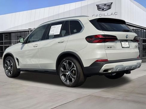 Used 2024 BMW X5 xDrive40i w/ Parking Assistance Package AWD/4WD image 5