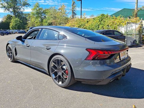 New 2026 Audi RS e-tron GT performance image 12