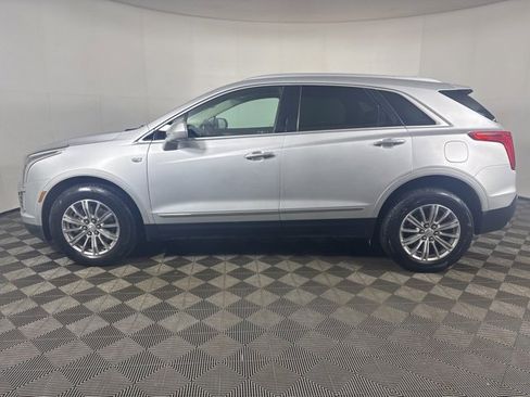 Used 2017 Cadillac XT5 Luxury w/ Driver Awareness Package image 7