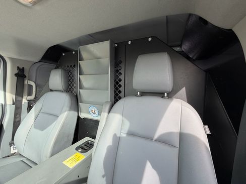 Used 2019 Ford Transit 250 T-250 148 Low Rf 9000 GVWR Sw image 23