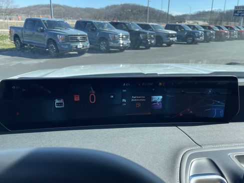 New 2025 Ford Expedition Max Platinum w/ Stealth Performance Package image 18