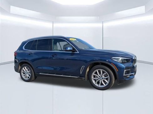 Used 2022 BMW X5 xDrive40i w/ Premium Package AWD/4WD image 1