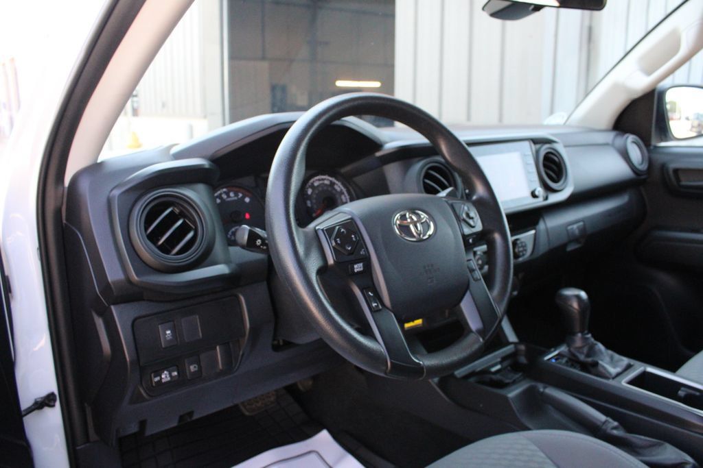 Used 2020 Toyota Tacoma SR AWD/4WD image 2