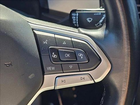 Used 2021 Volkswagen Atlas SE image 23