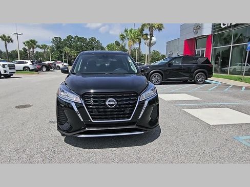 Used 2025 Nissan Kicks Play S FWD image 21