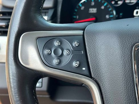 Used 2020 GMC Yukon Denali RWD image 26