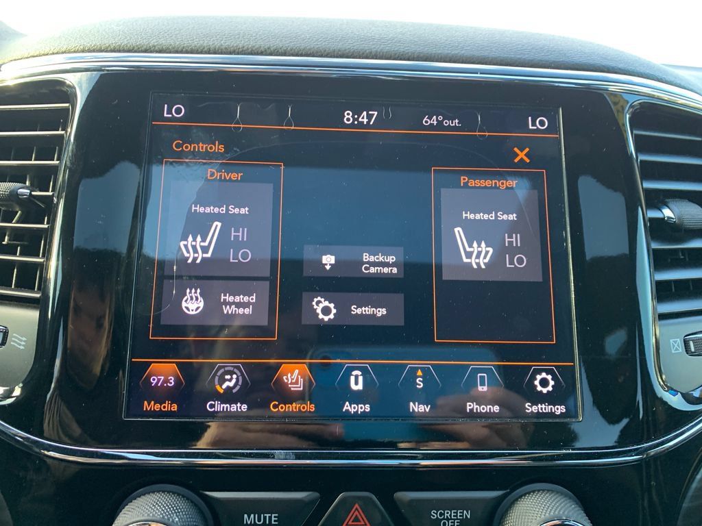 Used 2020 Jeep Grand Cherokee Altitude AWD/4WD image 26