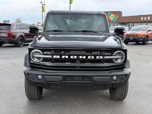 Used 2023 Ford Bronco Outer Banks AWD/4WD image 3