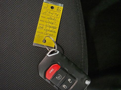 Used 2021 Jeep Wrangler Unlimited Sahara w/ Uconnect 4C Nav & Sound Group image 41