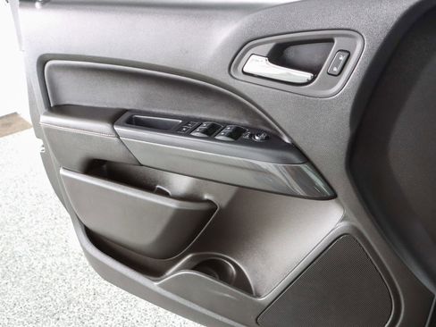 Used 2022 GMC Canyon AT4 image 23