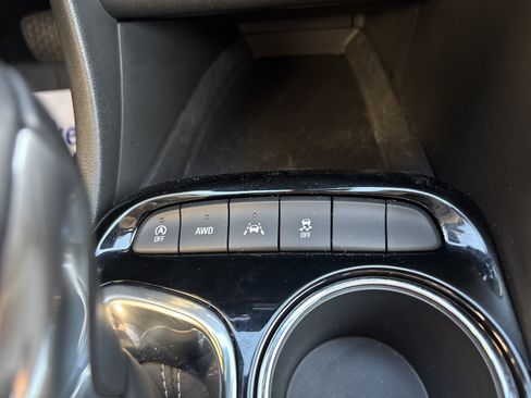 Used 2023 Buick Encore GX Select AWD/4WD image 19