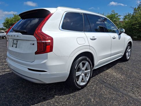 Used 2022 Volvo XC90 T5 Momentum AWD/4WD image 25