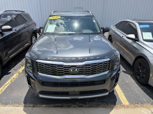 Used 2020 Kia Telluride EX AWD/4WD image 3