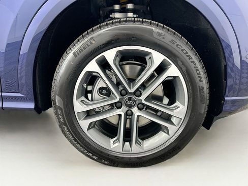 Used 2025 Audi Q5 Premium Plus w/ Premium Plus AWD/4WD image 32