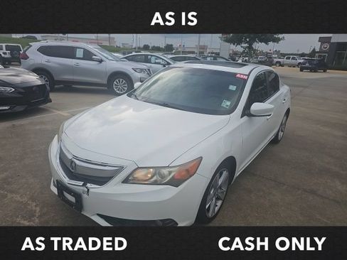 Used 2014 Acura ILX w/ Technology Package FWD image 3