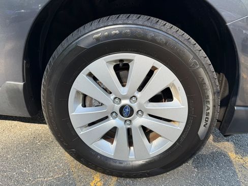 Used 2019 Subaru Outback 2.5i Premium AWD/4WD image 9