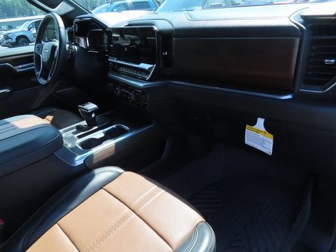 Certified 2026 Chevrolet Silverado 1500 High Country w/ Technology Package AWD/4WD image 49