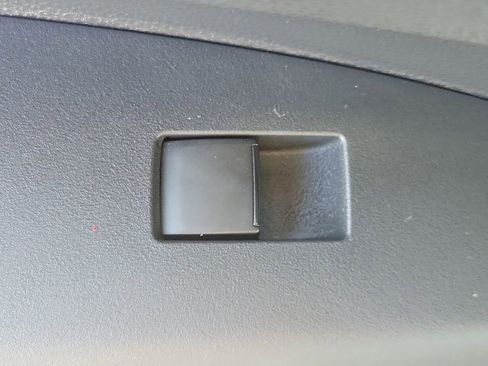 Used 2020 Toyota Corolla SE w/ Carpet Mat Package (TMS) image 15