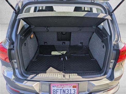 Used 2018 Volkswagen Tiguan Limited w/ Alloy Wheels Package image 6