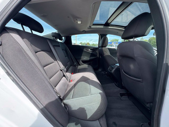 Used 2023 Chevrolet Malibu LT FWD image 14