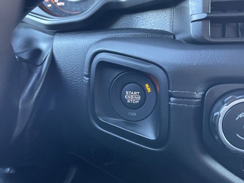 New 2026 Jeep Wrangler Unlimited Rubicon w/ Technology Group image 29