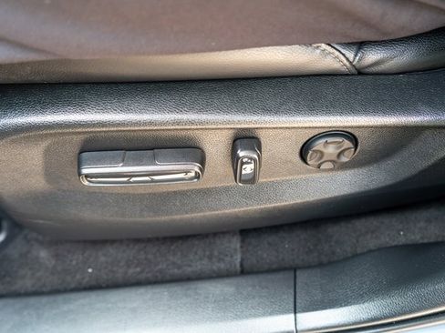 Used 2020 Honda CR-V Touring image 22