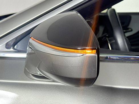 Used 2022 Lexus LS 500 F Sport image 21