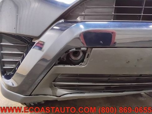 Used 2018 Toyota RAV4 LE w/ All Weather Liner Package image 16