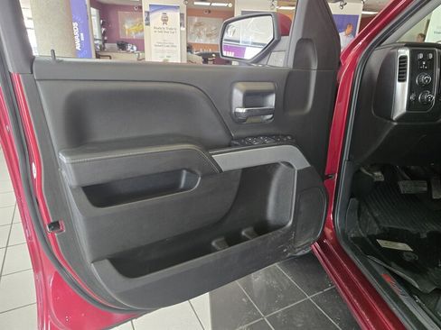Used 2018 Chevrolet Silverado 1500 LT w/ All Star Edition AWD/4WD image 7