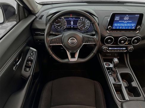 Used 2022 Nissan Sentra SR w/ Trunk Package image 21