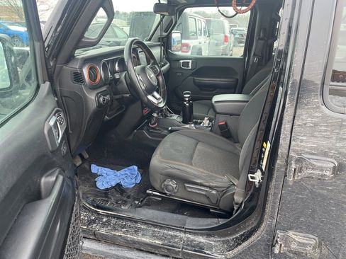 Used 2020 Jeep Gladiator Mojave w/ LED Lighting Group image 6