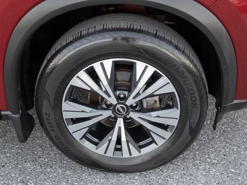 Used 2023 Nissan Rogue SV image 35