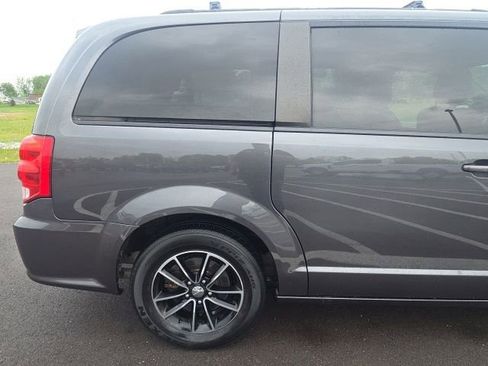 Used 2018 Dodge Grand Caravan GT FWD image 7