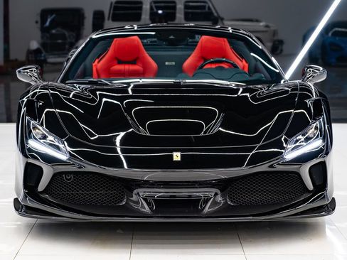 Used 2023 Ferrari F8 Tributo RWD image 5