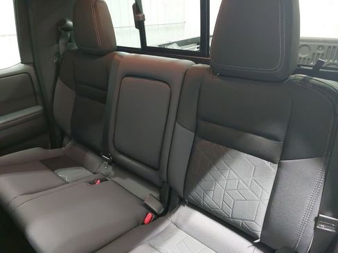 New 2026 Nissan Frontier SV w/ SV Convenience Package image 13