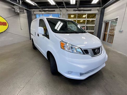 Used 2021 Nissan NV200 SV w/ Back Door Glass Package image 7