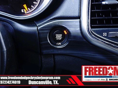 Certified 2021 Jeep Grand Cherokee Laredo image 31