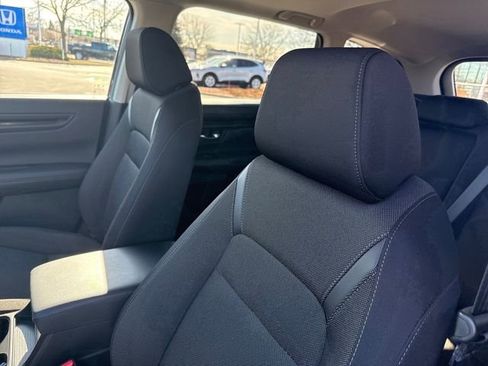 Certified 2025 Honda CR-V EX image 12